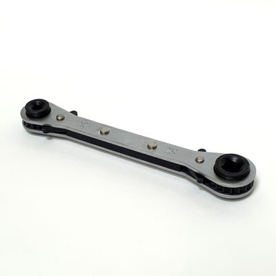 Ключ вентильный с трещеткой CH-122(SN)